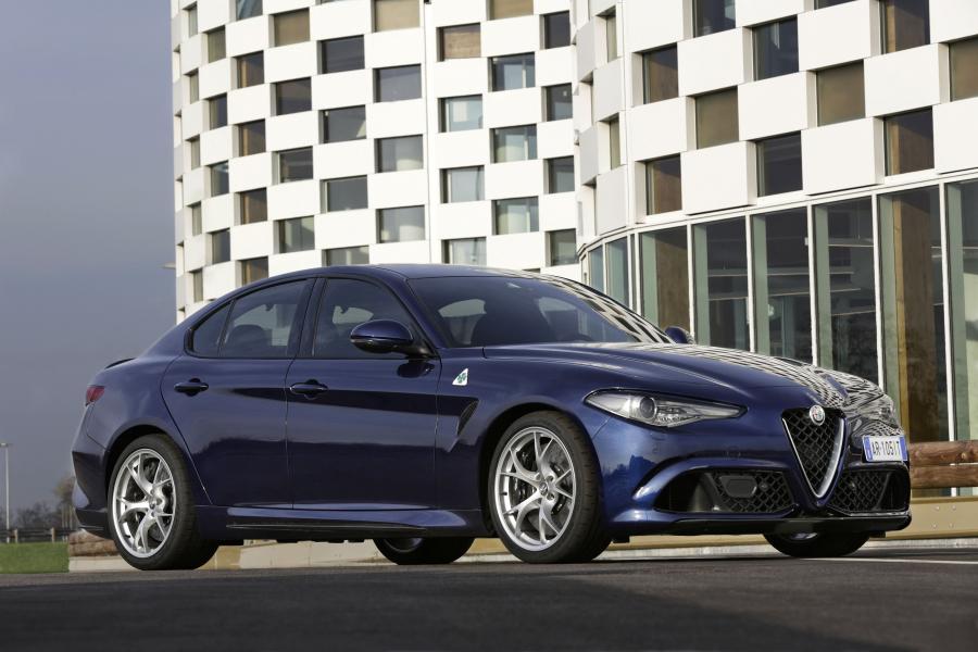  Alfa Romeo Giulia Quadrifoglio 2016 года  (WW) (фото 27 из 40)